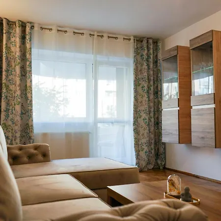 Mirandis Toamnei * Brașov