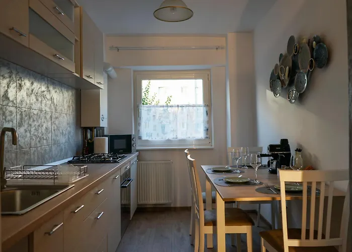 Daire Mirandis Toamnei Braşov